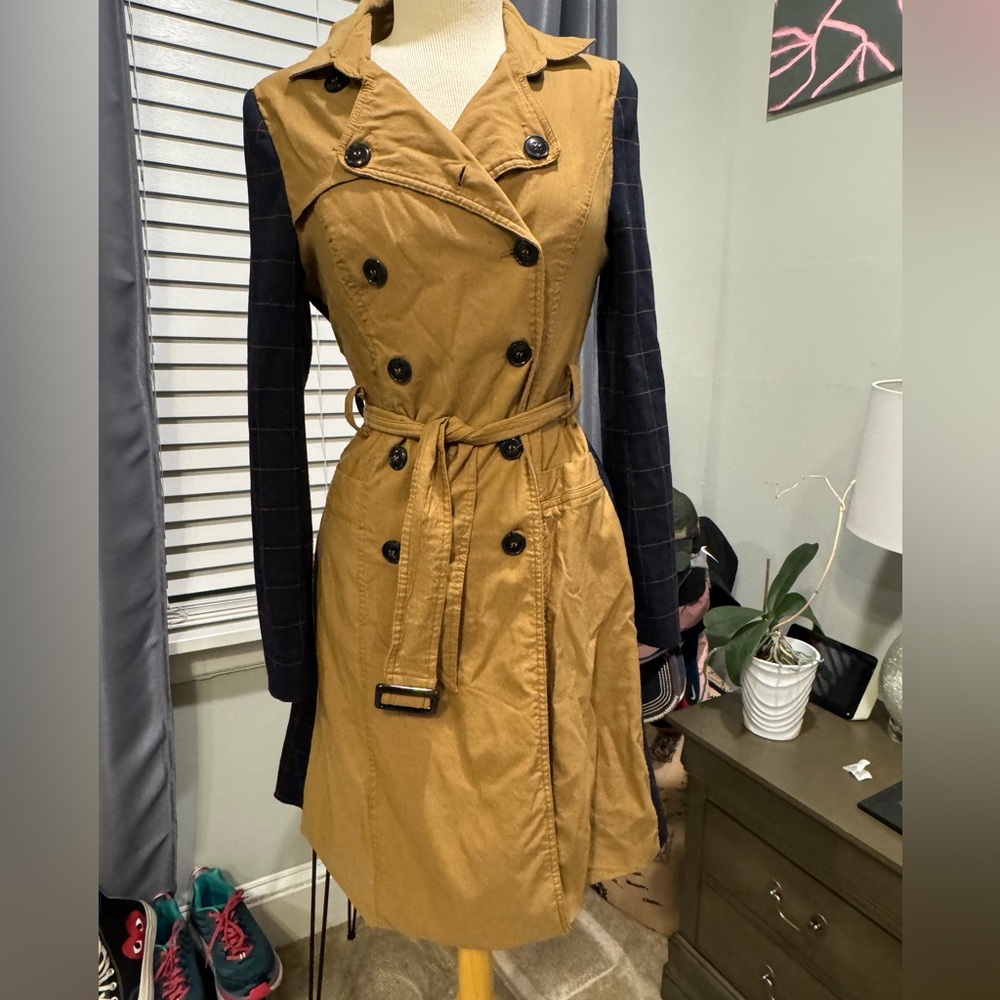 Anthropologie Harlyn Tan and Navy Trench Coat